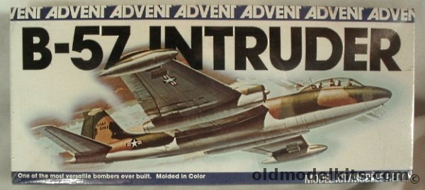 Revell 1/81 Martin B-57 Intruder, 3352 plastic model kit